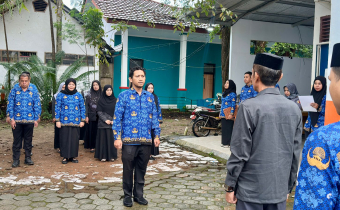 Cek