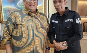 Cek