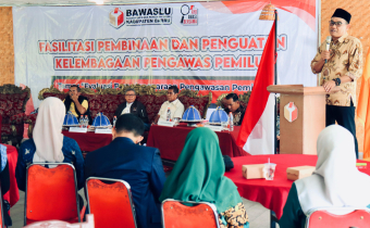 Cek