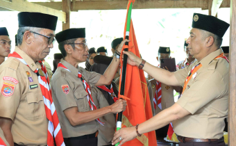 Cek