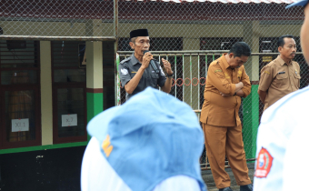 Cek